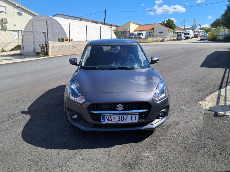 Suzuki Swift 1,2 GLX 2023./9000km/reg. 3/26 (091/893-2102)