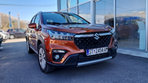 TOP PRILIKA! DEMO Suzuki S-CROSS 1,4 Hybrid 2024. reg. do 11/2025.
