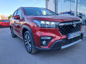 Suzuki SX4 S-Cross 1,4 Full paket opreme 2023. reg.do 06/2025