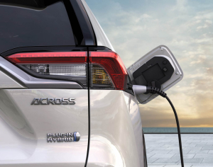 ACROSS: Suzukijev plug-in hibrid od sada i na mjesečne rate!