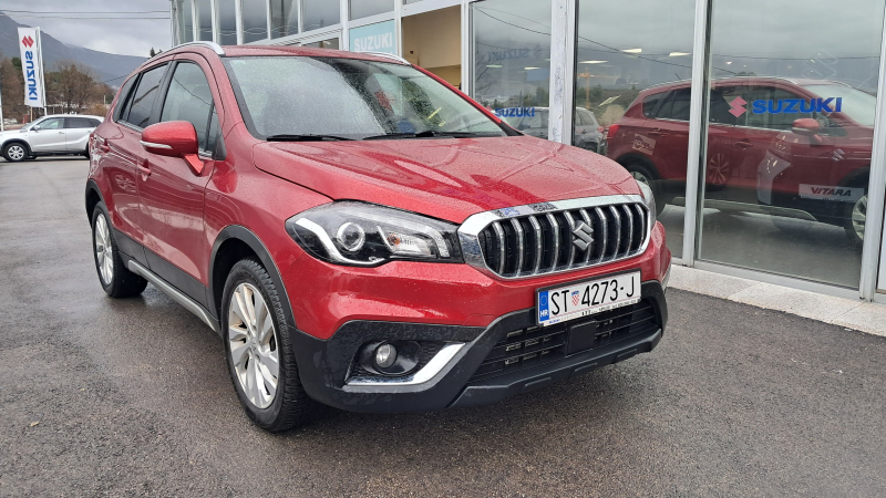 Suzuki SX4 S-Cross 2017. (098 940 2570)