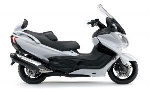Suzuki Burgman 650 Executive-Kralj u svijetu skutera