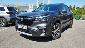 Suzuki S-Cross 1,4 Hybrid / Full oprema / Reg. do 5/25.