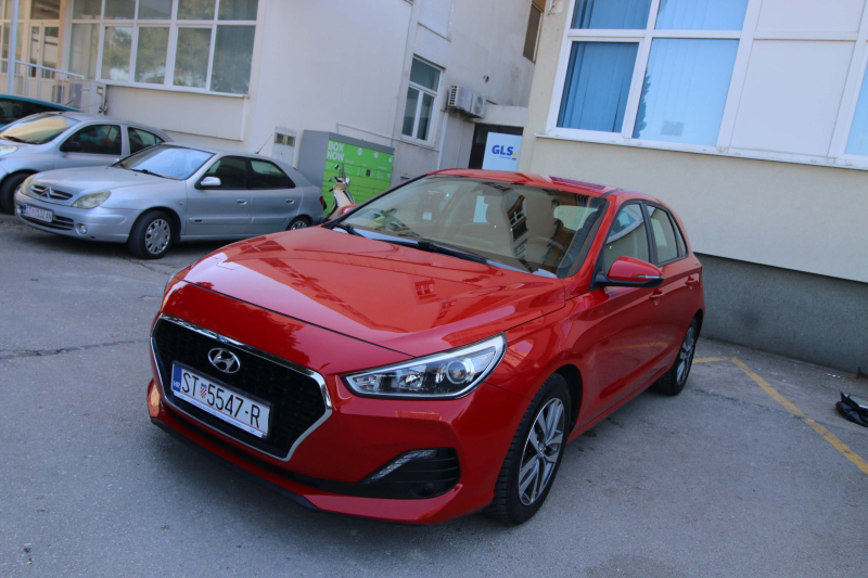 Hyundai i30 1,0 T-GDI 2019. / 52.000KM (098 661 702)