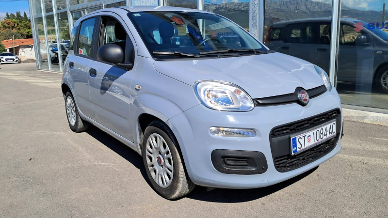 Fiat Panda Hybrid 2022. reg. do 04/2026.
